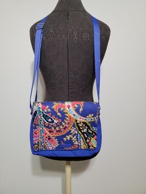 Vera Bradley ROMANTIC PAISLEY Iconic Turnabout Crossbody Shoulder bag